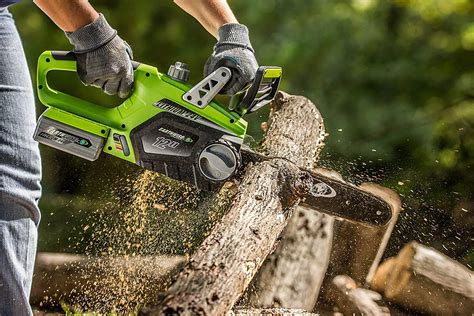 Top 10 Best Cordless Chainsaws in 2021 Reviews