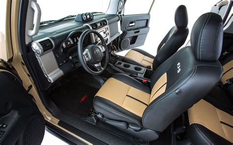 2014 Toyota FJ Cruiser Interior | Dodge Wallpaper | Pinterest | Fj ...