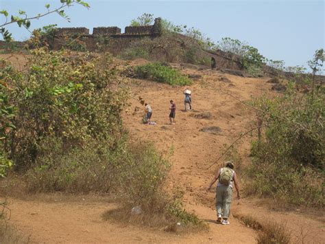 Goa, Chapora Fort - India Travel Forum | IndiaMike.com