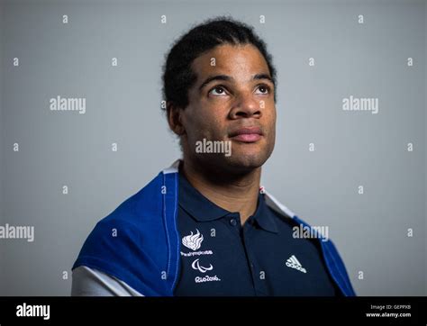 Sam ruddock hi-res stock photography and images - Alamy