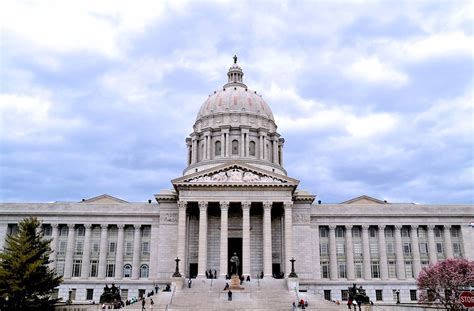 Missouri State Capitol Building in Jefferson City, Missouri - Encircle Photos