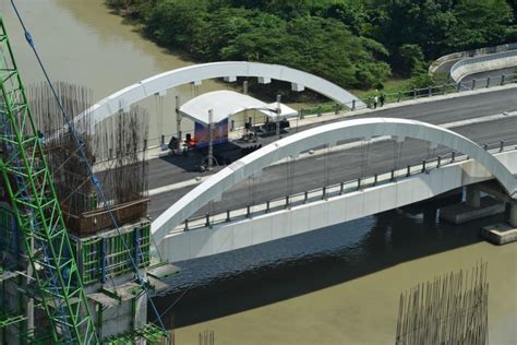 New QC-Pasig bridge opens to public | Inquirer Business