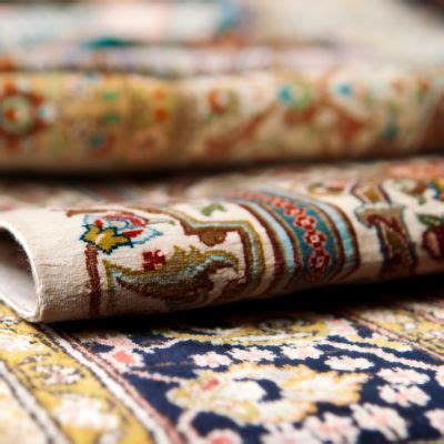 Do Persian Carpets Require Specialized Cleaning? A Complete Guide – Houseworksupplies.com