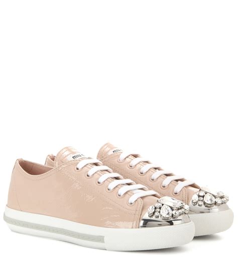 Miu miu Crystal-embellished Patent Leather Sneakers in Natural | Lyst