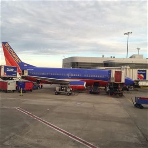 Southwest Airlines - 52 Photos & 101 Reviews - Airlines - 6000 N ...