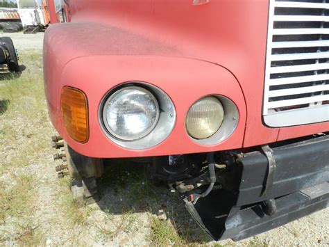 Purchase Freightliner Century Class headlight assembly in Jonesboro ...