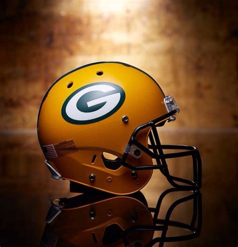 Green bay packers football, Packers football, Green bay packers wallpaper