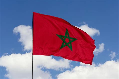 LE DRAPEAU DU MAROC - COULEURS, SIGNIFICATION, HISTOIRE – Caftan Shop