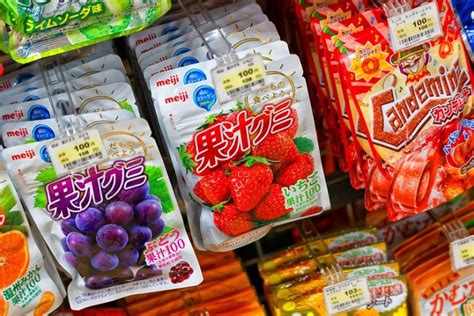 TOP 15 BEST JAPANESE CANDY TO DEVOUR IN 2021!