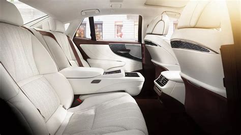 2025 Lexus Ls 500 Interior - Minda Myrlene