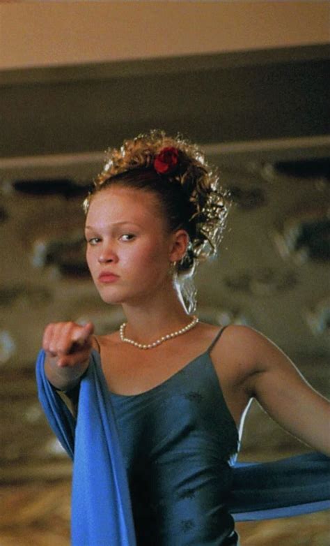 10 Things I Hate About You (1999) - Kat Stratford | Julia stiles, Prom ...