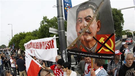 Russia angry as Poland erases Communist past