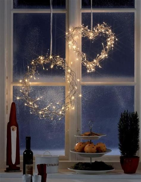 20+ Lighted Window Christmas Tree