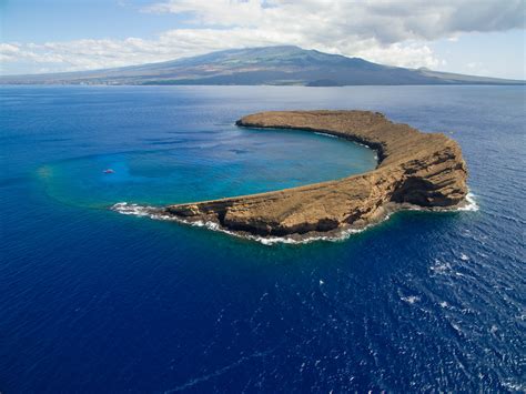 Snorkeler Medevaced From Molokini Crater off Maui | Maui Now