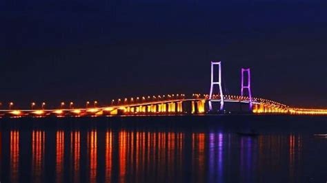 Liburan Seru Di Jembatan Suramadu Surabaya