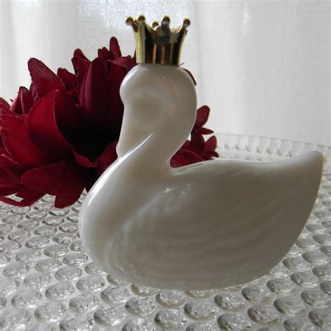 Vintage Avon Bottle - Milk Glass Swan Perfume Bottle | Flickr - Photo Sharing!