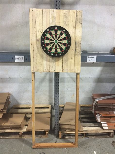 How to Make a Dart Board Stand