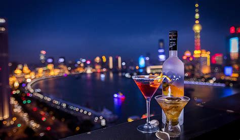 Shanghai Nightlife: What to Do After Dark 2024