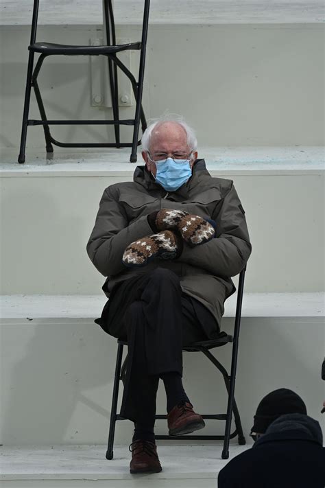 Bernie Sanders Rewears Recycled Mittens He Was Gifted By A Teacher At ...