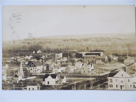 1909 RPPC VIEW OF MANDAN NORTH DAKOTA / Mailed to Brinsmade North ...