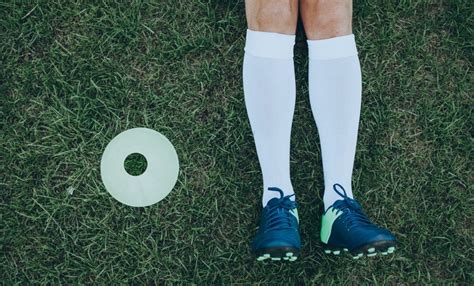 The 5 Best Compression Socks for Running to Prevent Injuries (2023 Review)