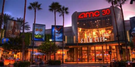 AMC Burbank Town Center 8 in Burbank, CA