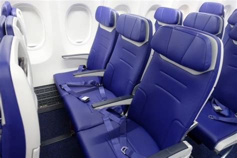 Southwest Airlines Boeing 737 Max 8 Standard Seats Pitch Legroom Photos ...