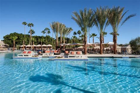 19 Best Luxury Resorts in Arizona - top resorts and pools