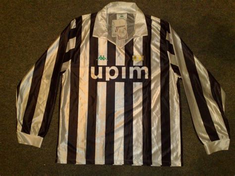 Juventus Home football shirt 1991 - 1992.