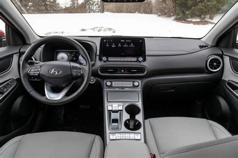 2022 Hyundai Kona EV Specs, Price, MPG & Reviews | Cars.com