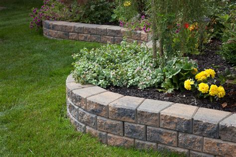 can cobblestone blocks be stacked for garden edge - Google Search | Brick garden edging, Stone ...