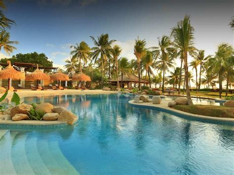 8 Luxury Resorts with Swim Up Bars in Bali (Updated 2023) – Trips To Discover