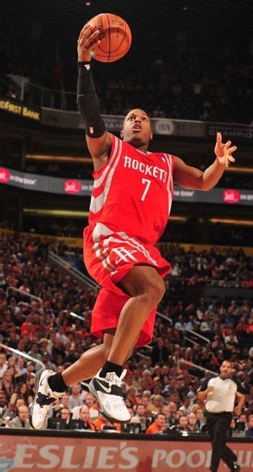 Kyle Lowry Kyle Lowry, Houston Rockets, Nba Players, Basketball Court, Sports Jersey