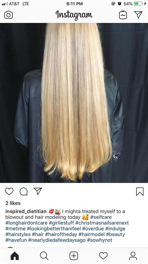 For someone claiming NPO and malnutrition her hair looks great : r/illnessfakers