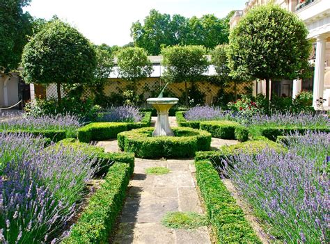 Clarence House | Parterre garden, English garden design, Garden planning