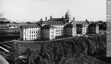 Dawson College - Historical Religious Buildings of Montreal Walking tour