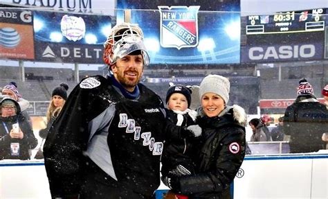 Henrik & his family | Henrik Lundqvist | Pinterest