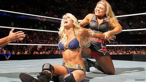 Beautiful Women of Wrestling: Beth Phoenix - Breaking WWE Divas