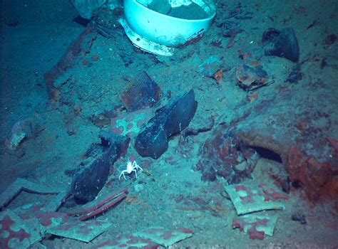 Empresa estadounidense buscan recuperar artefactos del Titanic en una expedición al fondo del ...