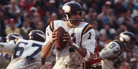 Joe Kapp, former Vikings star QB who led team to Super Bowl, dead at 85 | Fox News