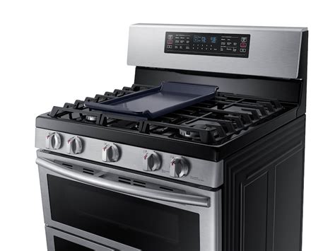 5.8 cu ft. Smart Freestanding Gas Range with Flex Duo™ & Dual Door in ...