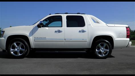 SOLD.2012 CHEVROLET AVALANCHE LTZ 4X4 WHITE DIAMOND 16K GM CERTIFIED ...