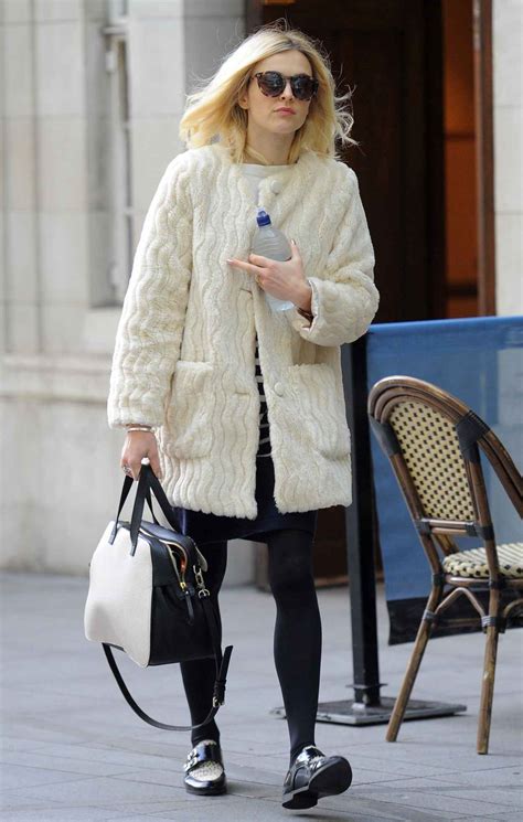 Fearne Cotton Street Style – Out in London – celebsla.com