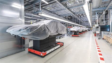 Porsche Factory Germany: Images Show It Like You've Never Seen Before ...