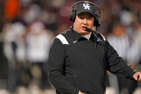 Mark Stoops, Kentucky agree to contract extension - al.com