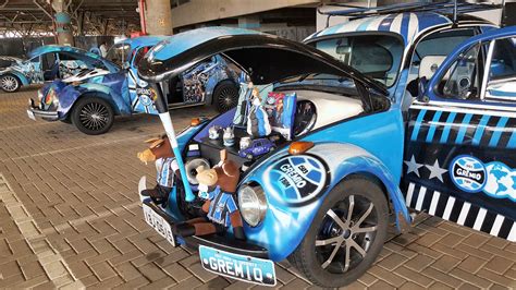 Exposição de Carros Customizados foi atração nesta manhã na Arena