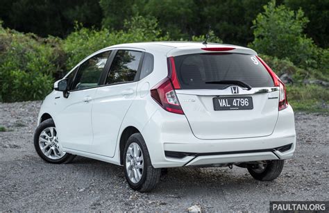 DRIVEN: Honda Jazz Sport Hybrid – more for less? 2017 Honda Jazz Sport Hybrid i-DCD Media Drive ...