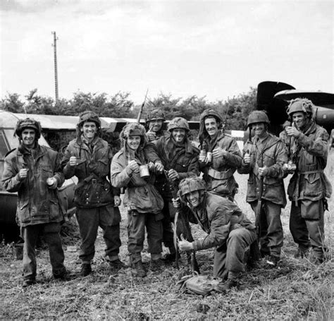 6th Airborne Division - 6th Airlanding Brigade, Ranville | 文化人類学, 歴史的な写真, 歴史