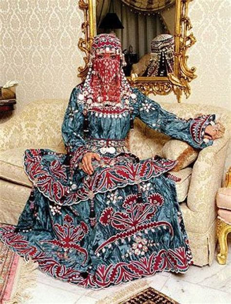 Saudi Arabia wedding dress #saudiarabia #saudi #arabia #google | Novias ...