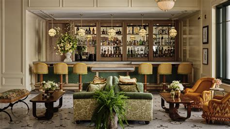 Four Seasons Hotel Boston Reopens, Revealing a Dramatic Lobby Transformation, Intimate New ...